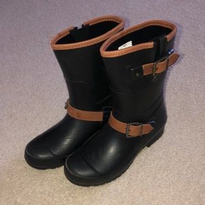 Sperry rain boots